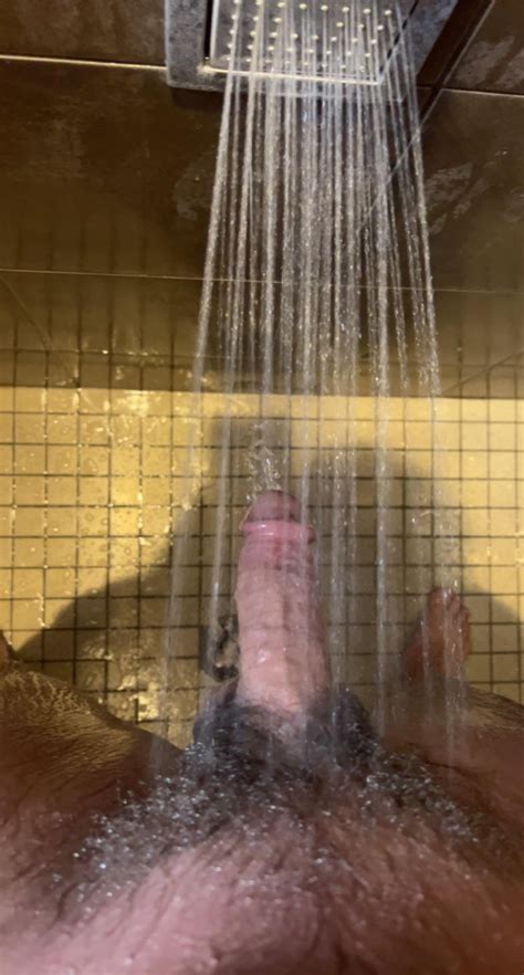 gay guys shower|Gym shower peek : r/menshowering .